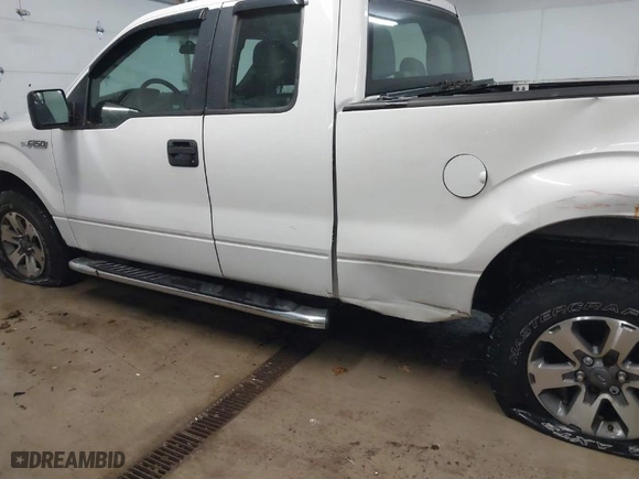 2014 Ford F-150 XL with VIN 1FTEX1CM3EFB15654, listed as a IAAI auction lot 41599447 with 148,481 mi miles. Bid and sale history available at carsss.com. Image 18.