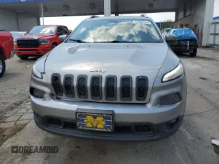 2015 Jeep Cherokee Latitude with VIN 1C4PJMCB6FW644818, listed as a Copart auction lot 62888835 with 262,063 mi miles and Salvage title. Bid and sale history available at DreamBid. Image 5.