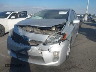 2010 Toyota Prius II with VIN JTDKN3DU2A0067810, listed as a IAAI auction lot 41367713 with 187,001 mi miles. Bid and sale history available at carsss.com. Image 17.