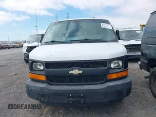 2013 Chevrolet Express Cargo z VIN 1GCSGAFX7D1179068, wystawiony jako IAAI lot #42416117 z przebiegiem 203 041 mil mil oraz . Historia ofert i sprzedaży dostępna na DreamBid. Obrazek 12.