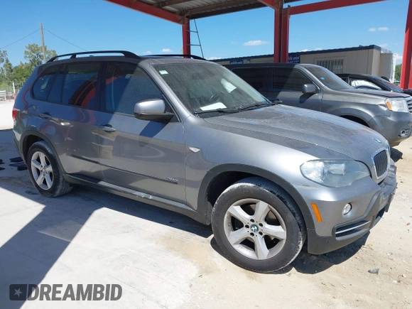 2008 BMW X5 3.0si with VIN 5UXFE43508L027721, listed as a IAAI auction lot 41893916 with 111,634 mi miles. Bid and sale history available at carsss.com. Image 14.