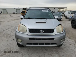 2005 Toyota RAV4 with VIN JTEGD20V350067379, listed as a Copart auction lot 50649495 with 321,507 mi miles and Salvage Title. Bid and sale history available at DreamBid. Image 5.