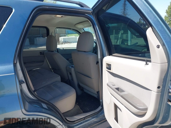2012 Ford Escape XLT with VIN 1FMCU0D73CKB57521, listed as a IAAI auction lot 42380937 with 155,558 mi miles and . Bid and sale history available at DreamBid. Image 8.