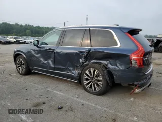 2021 Volvo XC90 Momentum with VIN YV4102PK4M1671000, listed as a Copart auction lot 64137584 with 38,248 mi miles and Salvage Title. Bid and sale history available at carsss.com. Image 2.