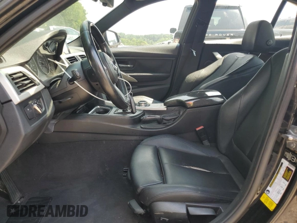 2014 BMW 3 Series 320i z VIN WBA3B1C53EPV79789, wystawiony jako Copart lot #61179845 z przebiegiem 212 147 mil mil oraz Szkoda całkowita • Salvage title. Historia ofert i sprzedaży dostępna na DreamBid. Obrazek 7.