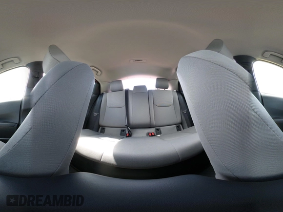 2024 Toyota Prius LE z VIN JTDACAAU3R3041074, wystawiony jako IAAI lot #41962281 z przebiegiem Nie podano mil oraz . Historia ofert i sprzedaży dostępna na DreamBid. Obrazek 18.