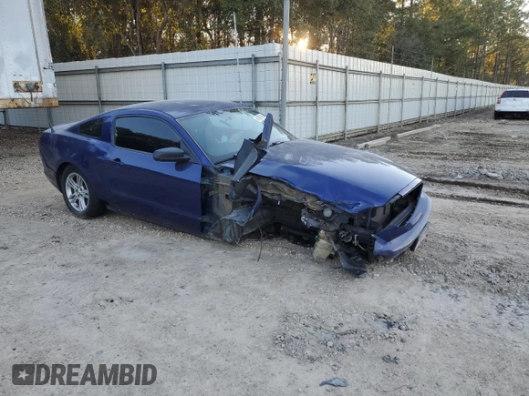 2013 Ford Mustang V6 with VIN 1ZVBP8AM6D5275852, listed as a Copart auction lot 58566405 with 170,546 mi miles and Non repairable. Bid and sale history available at DreamBid. Image 4.