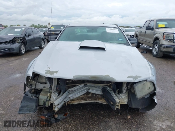2007 Ford Mustang Deluxe with VIN 1ZVFT80N575245396, listed as a IAAI auction lot 41889599 with 319,148 mi miles. Bid and sale history available at carsss.com. Image 13.