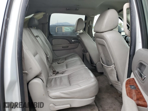 2008 Chevrolet Suburban LT w/3LT with VIN 1GNFK16368J232675, listed as a Copart auction lot 50056095 with 210,518 mi miles and Salvage Title. Bid and sale history available at carsss.com. Image 11.