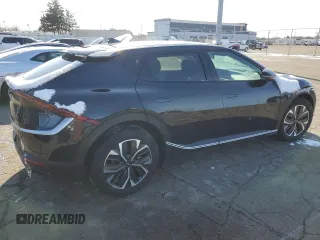 2022 Kia EV6 Light with VIN KNDC34LB5N5044837, listed as a Copart auction lot 45802735 with 48,681 mi miles and Salvage Title. Bid and sale history available at carsss.com. Image 3.