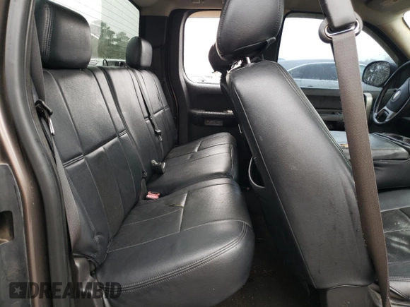 2007 Chevrolet Silverado 1500 Work Truck with VIN 2GCEC19C271570175, listed as a Copart auction lot 86196564 with 360,663 mi miles and Salvage Title. Bid and sale history available at DreamBid. Image 10.