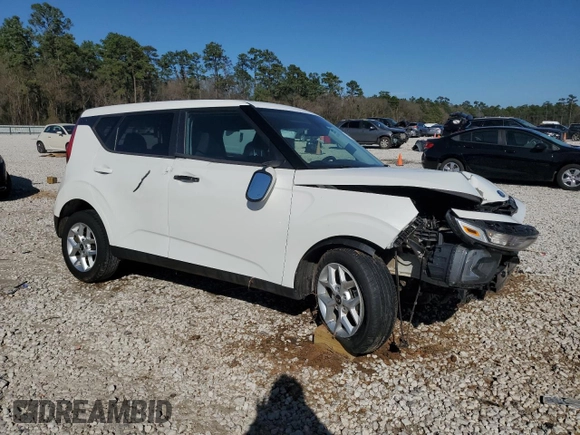 2020 Kia Soul S with VIN KNDJ23AU0L7016034, listed as a Copart auction lot 47012395 with 114,296 mi miles and Salvage Title. Bid and sale history available at carsss.com. Image 4.