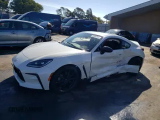 2022 Toyota GR86 Premium with VIN JF1ZNBF14N8756529, listed as a Copart auction lot 69062994 with 15,676 mi miles and Salvage Title. Bid and sale history available at carsss.com. Image 1.