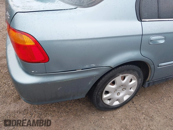 2000 Honda Civic VP z VIN 2HGEJ6612YH575604, wystawiony jako IAAI lot #42395535 z przebiegiem 164 185 mil mil oraz . Historia ofert i sprzedaży dostępna na DreamBid. Obrazek 18.