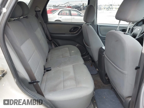 2005 Ford Escape с VIN 1FMYU95H35KC74231, выставлен на аукционе IAAI как лот 41688558 с пробегом 192 623 миль миль и . История ставок и продаж доступна на DreamBid. Изображение 8.