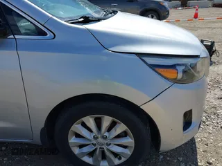 2015 Kia Sedona EX with VIN KNDMC5C11F6034996, listed as a IAAI auction lot 41861066 with 95,506 mi miles. Bid and sale history available at carsss.com. Image 13.