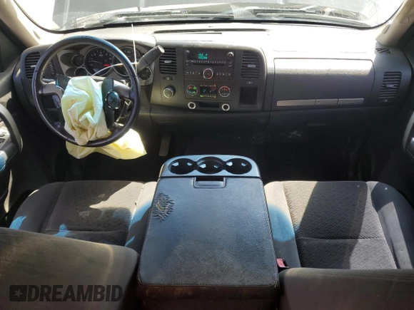 2007 Chevrolet Silverado 1500 1LT with VIN 1GCEK19097Z586132, listed as a Copart auction lot 50406825 with 177,331 mi miles and Salvage Title. Bid and sale history available at DreamBid. Image 8.