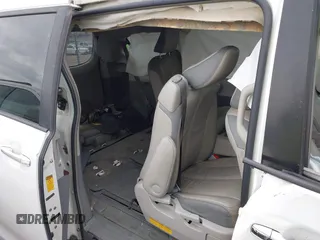 2014 Toyota Sienna Ltd with VIN 5TDDK3DC0ES090319, listed as a IAAI auction lot 41778096 with 171,953 mi miles. Bid and sale history available at carsss.com. Image 8.
