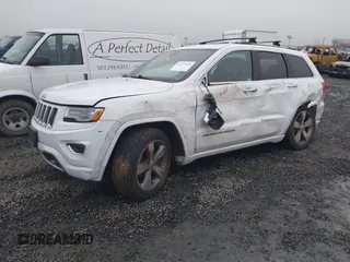 2016 Jeep Grand Cherokee High Altitude with VIN 1C4RJFCG9GC389262, listed as a IAAI auction lot 41272910 with 128,813 mi miles. Bid and sale history available at carsss.com. Image 18.