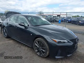 2021 Lexus IS 350 F Sport z VIN JTHGZ1E29M5021537, wystawiony jako IAAI lot #42343785 z przebiegiem 34 612 mil mil oraz . Historia ofert i sprzedaży dostępna na DreamBid. Obrazek 1.