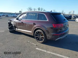 2019 Audi Q7 Prestige с VIN WA1VAAF73KD042987, выставлен на аукционе IAAI как лот 41744318 с пробегом 52 581 миль миль и . История ставок и продаж доступна на DreamBid. Изображение 3.