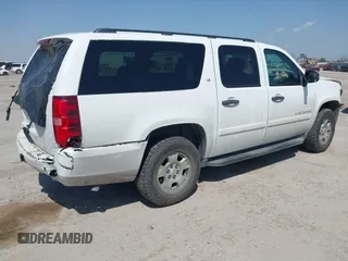 2009 Chevrolet Suburban LS z VIN 1GNFC16J29J109498, wystawiony jako IAAI lot #41768705 z przebiegiem 201 330 mil mil oraz . Historia ofert i sprzedaży dostępna na DreamBid. Obrazek 4.