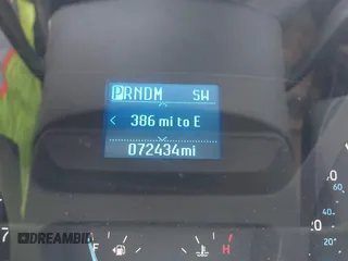 2018 Ford Transit Passenger XL z VIN 1FBAX2CM2JKA31397, wystawiony jako IAAI lot #42252424 z przebiegiem 72 434 mil mil oraz . Historia ofert i sprzedaży dostępna na DreamBid. Obrazek 15.