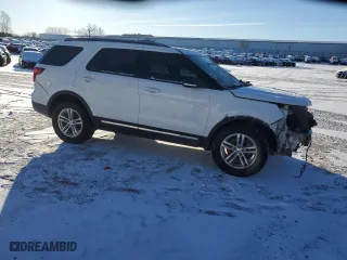 2017 Ford Explorer XLT with VIN 1FM5K8DHXHGC10974, listed as a Copart auction lot 41682735 with 99,175 mi miles and Salvage Title. Bid and sale history available at carsss.com. Image 4.