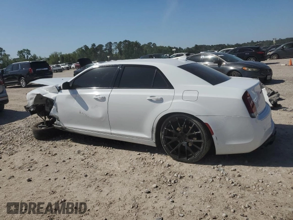 2021 Chrysler 300 S z VIN 2C3CCABG4MH554460, wystawiony jako Copart lot #52390045 z przebiegiem 80 866 mil mil oraz Szkoda całkowita • Salvage title. Historia ofert i sprzedaży dostępna na DreamBid. Obrazek 2.