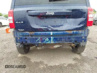 2013 Jeep Patriot Latitude z VIN 1C4NJRFB7DD249572, wystawiony jako IAAI lot #42350829 z przebiegiem 65 898 mil mil oraz . Historia ofert i sprzedaży dostępna na DreamBid. Obrazek 6.