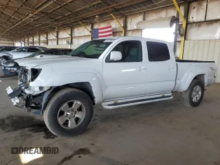 2005 Toyota Tacoma PreRunner z VIN 3TMKU72N15M003377, wystawiony jako Copart lot #58870615 z przebiegiem 235 816 mil mil oraz Szkoda całkowita • Salvage title. Historia ofert i sprzedaży dostępna na DreamBid. Obrazek 1.