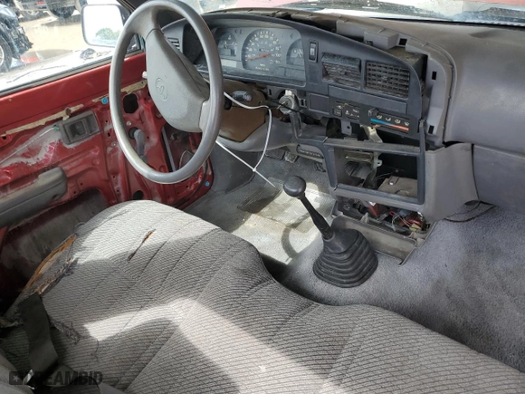 1992 Toyota 2WD Pickups with VIN 4TARN81A2NZ044529, listed as a Copart auction lot 75123894 with 157,320 mi miles and Salvage Title. Bid and sale history available at carsss.com. Image 8.