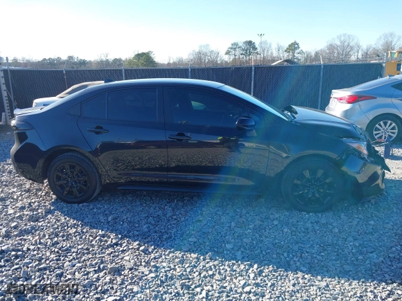 2022 Toyota Corolla LE with VIN JTDEPMAE1NJ223751, listed as a IAAI auction lot 41595977 with 66,313 mi miles. Bid and sale history available at carsss.com. Image 13.