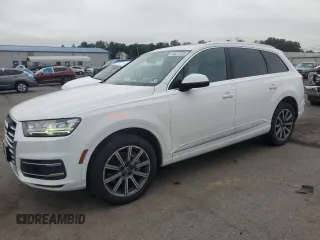 2019 Audi Q7 Premium Plus with VIN WA1LHAF79KD017451, listed as a Copart auction lot 61527125 with 129,180 mi miles and Salvage title. Bid and sale history available at DreamBid. Image 1.