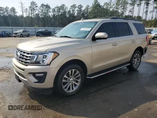 2018 Ford Expedition XLT with VIN 1FMJU1HTXJEA09642, listed as a Copart auction lot 41761875 with 77,433 mi miles and Salvage Title. Bid and sale history available at carsss.com. Image 1.