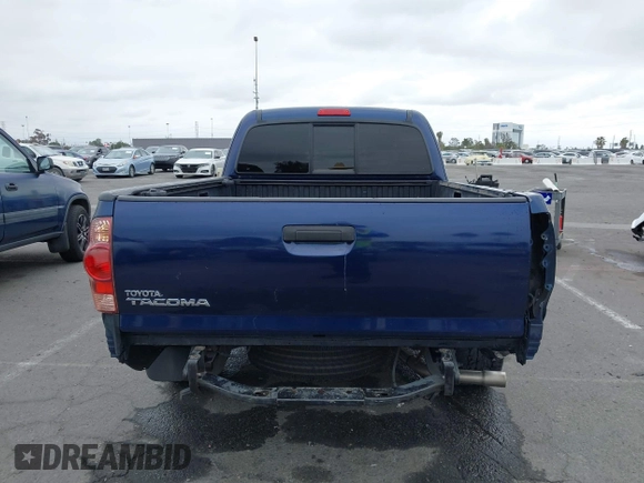 2006 Toyota Tacoma z VIN 5TETX22N46Z260973, wystawiony jako IAAI lot #42194711 z przebiegiem 108 638 mil mil oraz . Historia ofert i sprzedaży dostępna na DreamBid. Obrazek 17.
