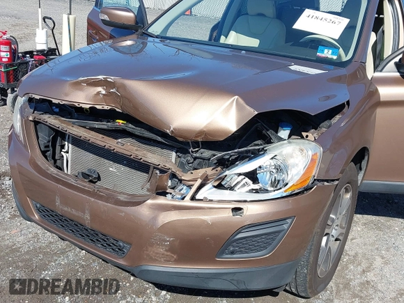 2011 Volvo XC60 3.0T с VIN YV4902DZ3B2180784, выставлен на аукционе IAAI как лот 41845267 с пробегом 111 249 миль миль и . История ставок и продаж доступна на DreamBid. Изображение 6.