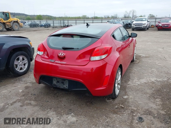 2013 Hyundai Veloster w/Gray Int z VIN KMHTC6AD8DU146035, wystawiony jako IAAI lot #41892703 z przebiegiem 241 169 mil mil oraz . Historia ofert i sprzedaży dostępna na DreamBid. Obrazek 13.