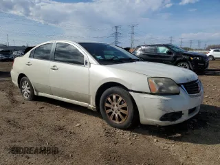 2009 Mitsubishi Galant ES z VIN 4A3AB36F39E025323, wystawiony jako Copart lot #54163005 z przebiegiem 192 941 mil mil oraz Szkoda całkowita • Salvage title. Historia ofert i sprzedaży dostępna na DreamBid. Obrazek 4.