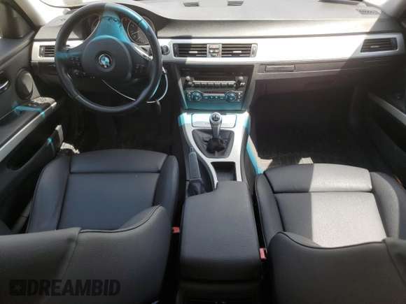 2006 BMW 3 Series 330i with VIN WBAVB33536PS06970, listed as a Copart auction lot 57817975 with 33,078 mi miles and Clean title. Bid and sale history available at DreamBid. Image 8.