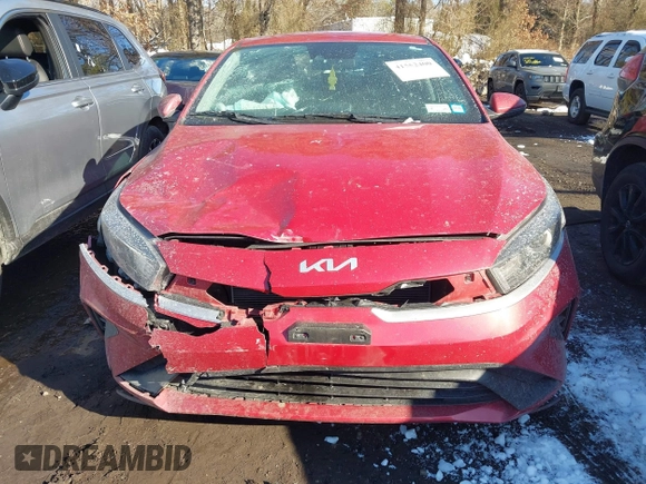 2022 Kia Forte LXS with VIN 3KPF24AD1NE471330, listed as a IAAI auction lot 41552400 with 27,840 mi miles and . Bid and sale history available at DreamBid. Image 12.