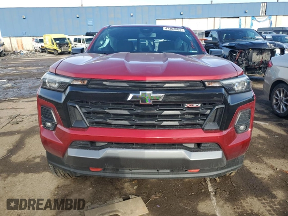 2024 Chevrolet Colorado 4WD Z71 with VIN 1GCPTDEK7R1299629, listed as a Copart auction lot 47263605 with 4,706 mi miles and Salvage Title. Bid and sale history available at carsss.com. Image 5.