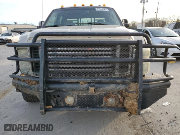 2010 Ford F-250 XL with VIN 1FTSW2AR6AEB29946, listed as a Copart auction lot 87814165 with 255,603 mi miles and Salvage title. Bid and sale history available at DreamBid. Image 5.