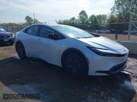 2023 Toyota Prius LE z VIN JTDACAAU7P3009676, wystawiony jako IAAI lot #42186462 z przebiegiem 31 567 mil mil oraz . Historia ofert i sprzedaży dostępna na DreamBid. Obrazek 1.