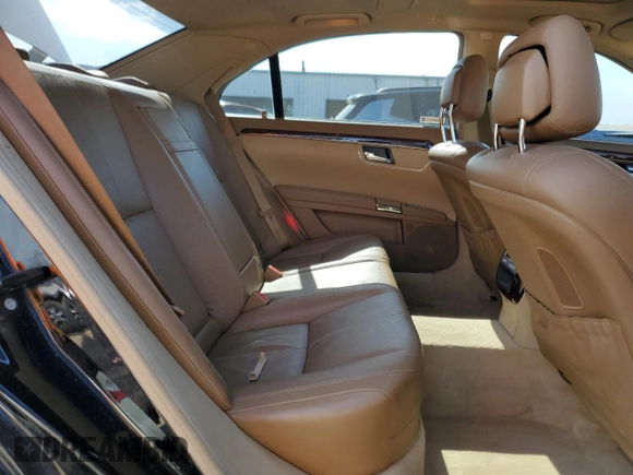 2008 Mercedes-Benz S 550 z VIN WDDNG86X68A175837, wystawiony jako Copart lot #56987915 z przebiegiem 149 855 mil mil oraz Szkoda całkowita • Salvage title. Historia ofert i sprzedaży dostępna na DreamBid. Obrazek 10.