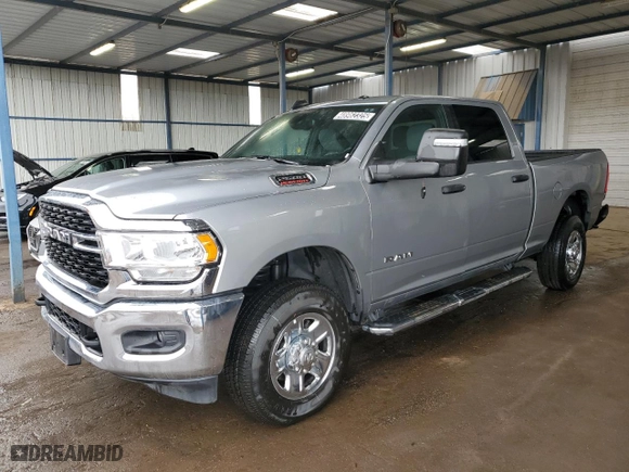 2024 Ram 2500 Big Horn with VIN 3C6UR5DJ2RG353928, listed as a Copart auction lot 52567675 with 8,633 mi miles and Clean Title. Bid and sale history available at carsss.com. Image 1.