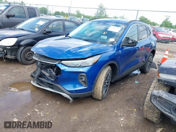 2023 Ford Escape PHEV z VIN 1FMCU0E16PUA29522, wystawiony jako IAAI lot #42441748 z przebiegiem 26 938 mil mil oraz . Historia ofert i sprzedaży dostępna na DreamBid. Obrazek 18.