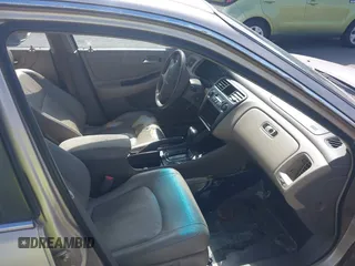 2001 Honda Accord EX с VIN 1HGCG16521A005814, выставлен на аукционе IAAI как лот 42537549 с пробегом Не указан миль и . История ставок и продаж доступна на DreamBid. Изображение 5.