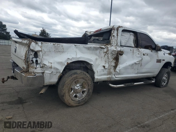 2015 Ram 2500 SLT with VIN 3C6TR5DT4FG536305, listed as a Copart auction lot 52487175 with 174,040 mi miles and Salvage Title. Bid and sale history available at carsss.com. Image 3.