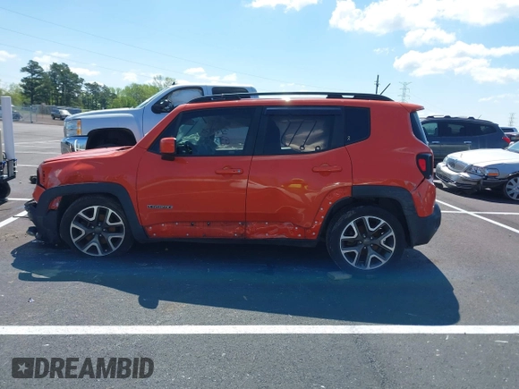 2017 Jeep Renegade Latitude z VIN ZACCJABB4HPG33377, wystawiony jako IAAI lot #41967663 z przebiegiem 141 201 mil mil oraz . Historia ofert i sprzedaży dostępna na DreamBid. Obrazek 13.